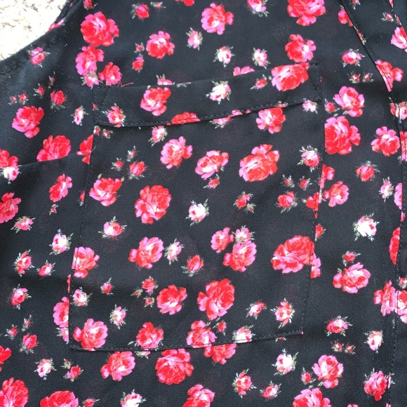 EXPRESS WOMENS SIZE MEDIUM BLACK PINK FLORAL BUTTON DOWN TANK TOP - Picture 7 of 9